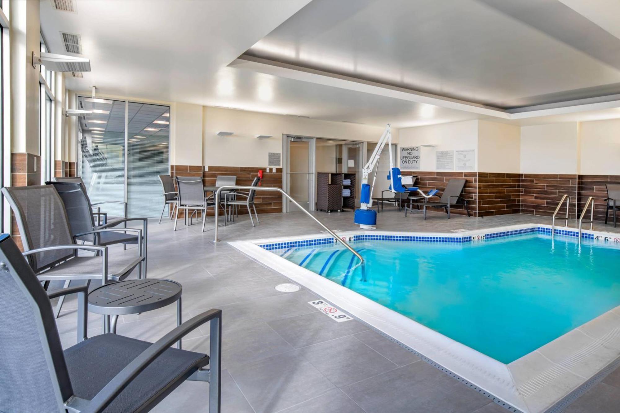 Fairfield & By Marriott Hotel 3*